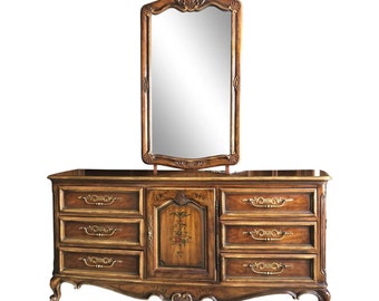 Vintage Drexel Country French Brittany Dresser With Mirror