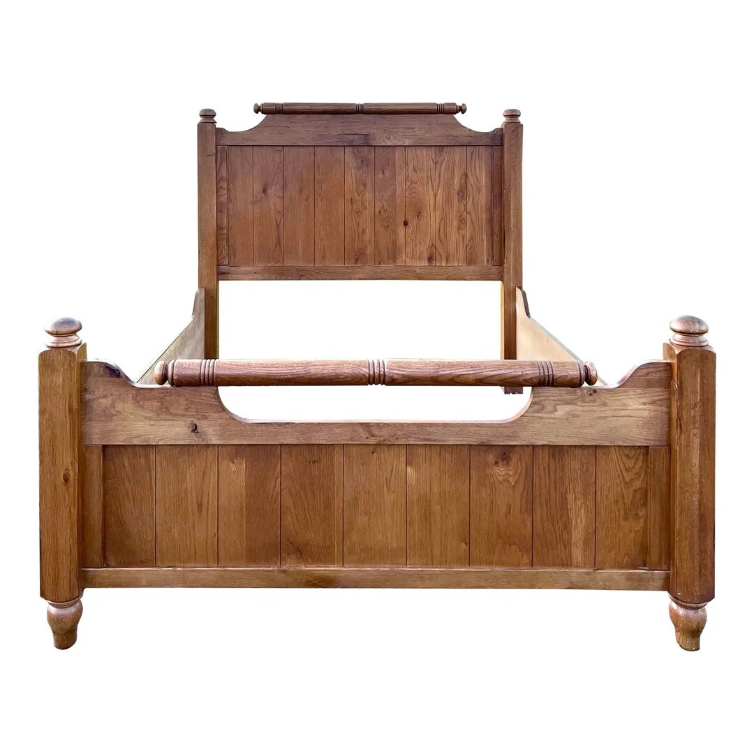 Broyhill Attic Heirlooms Rustic Oak Bed Queen Size Etsy