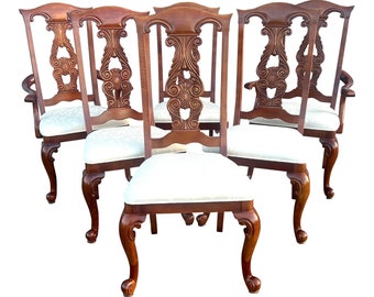 Sumter Cabinet Company Carved Traditional Queen Anne Dining Chairs - Set of 6