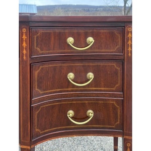 Henkel Harris Mahogany Inlaid Federal Style Sideboard image 9