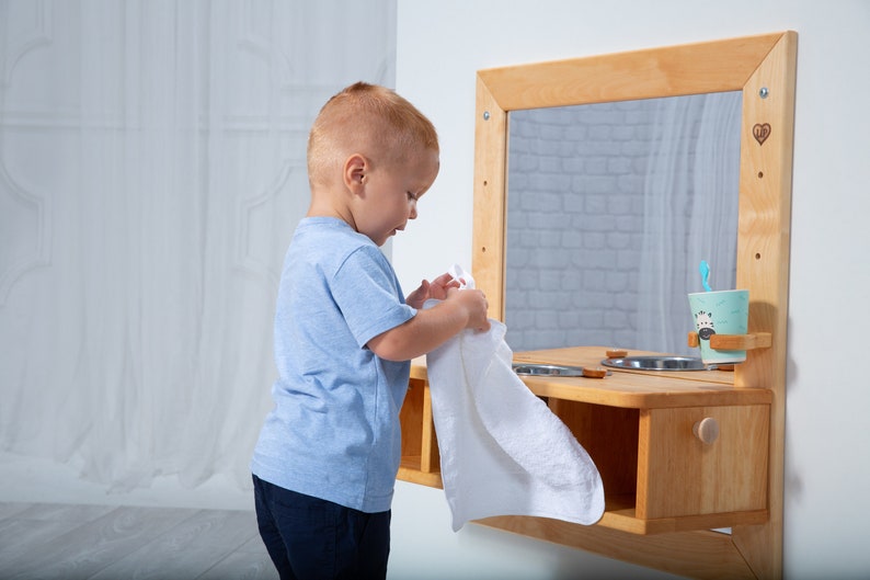 Miroir Montessori avec lavabo et rail de support, 2 en 1 image 3