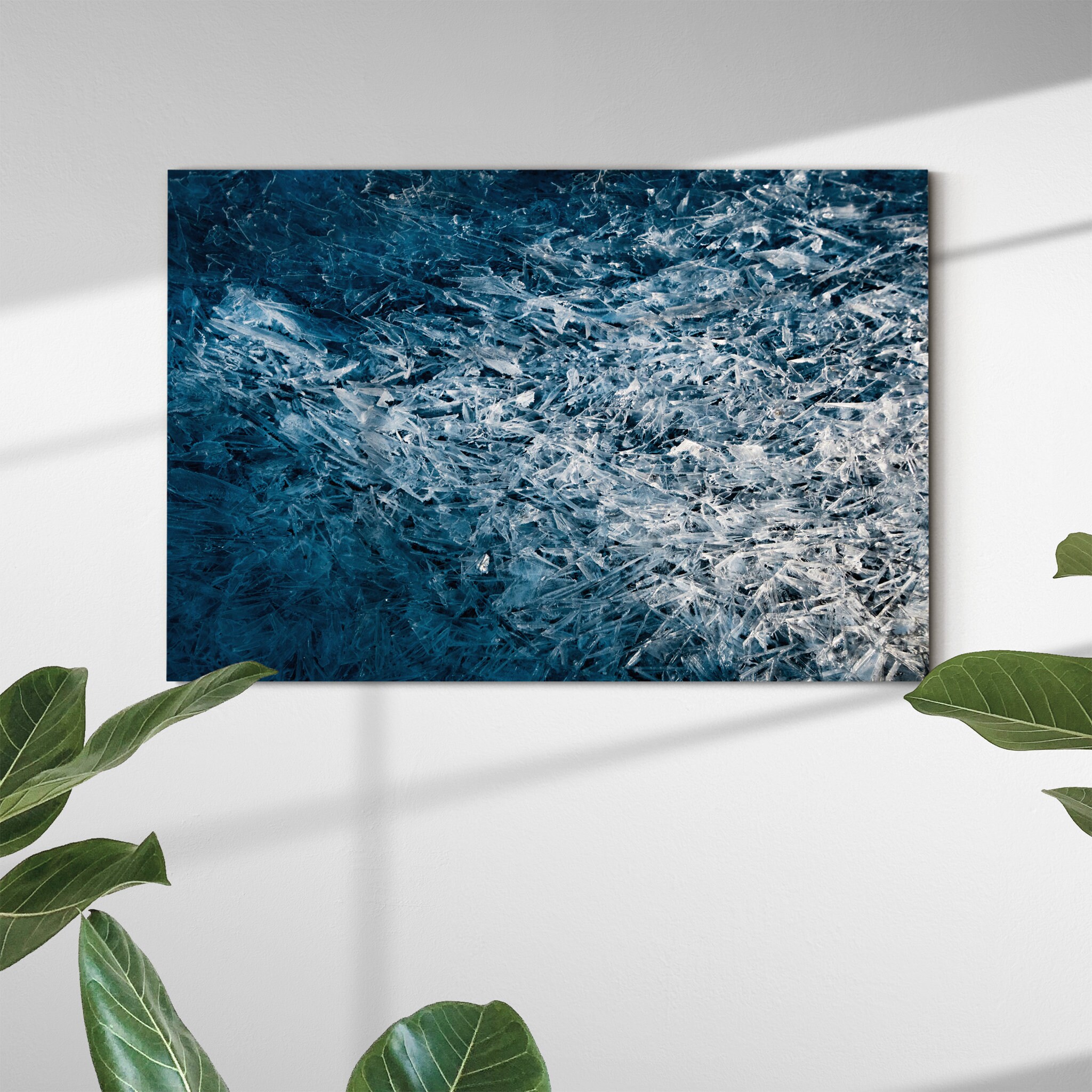 Moody Blue Canvas Art Mural - Bleu Abstrait