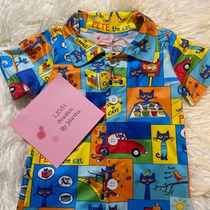 Groovy Cat Pete inspiriertes Button-Down-Shirt