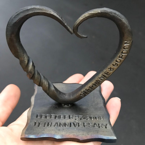 Coeur d'amour de mariage de 11e année - Cadeau du 11e anniversaire - Mariage d'acier - pour lui - pour elle - 6e amour de mariage - Cadeau personnalisé du 11e acier