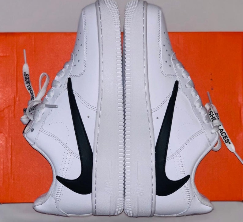 af1 reverse swoosh