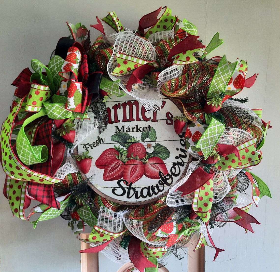 Farmers Market Fresh Strawberries Wreath Etsy