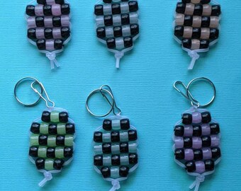 Checkerboard Glow In The Dark Keyrings