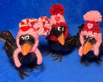 Gehaakte Judgmental Crow 'Valentijnsmutsen'