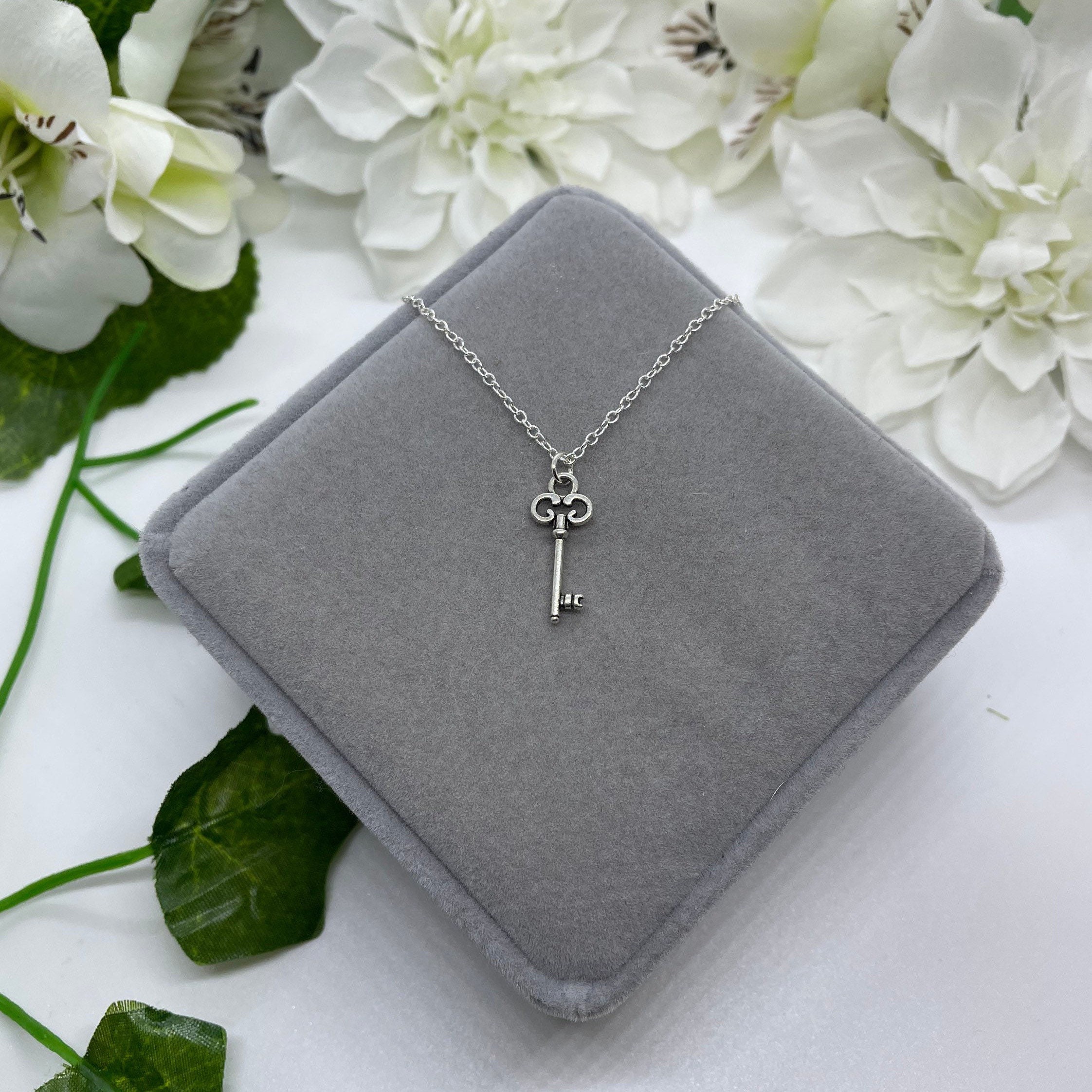 Silver Key Pendant Necklace, Silver Key Necklace, Necklaces for Women, Key Necklace, Silver Pendant Necklace, Gift for Her - Etsy Silver Key Pendant Necklace, Silver Key Necklace, Necklaces for Women, Key Necklace, Silver Pendant Necklace, Gift for Her - Etsy