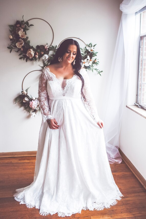 plus size boho bride