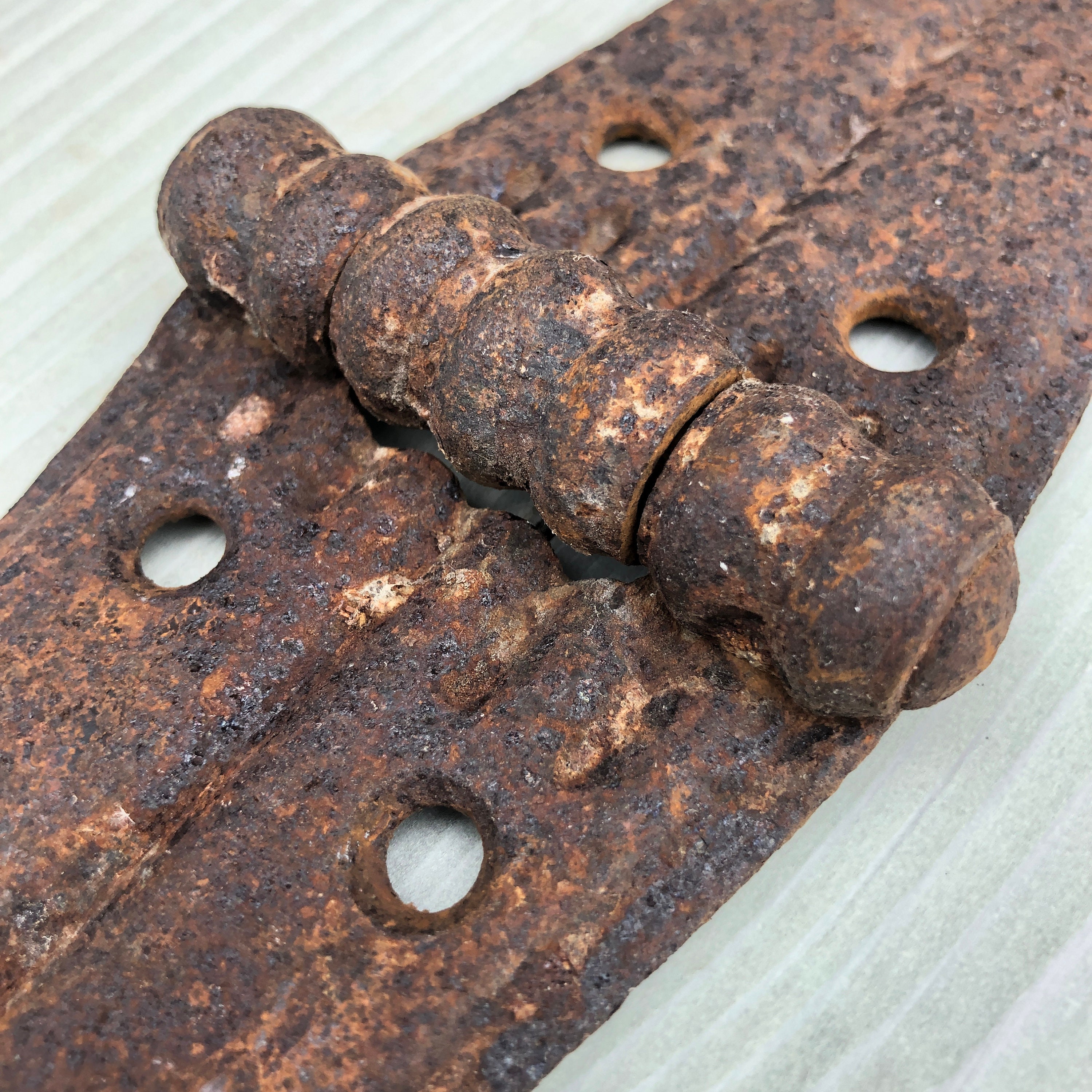 Rusty Hinges Vintage Hinges Barndoor Hardware Salvaged Etsy