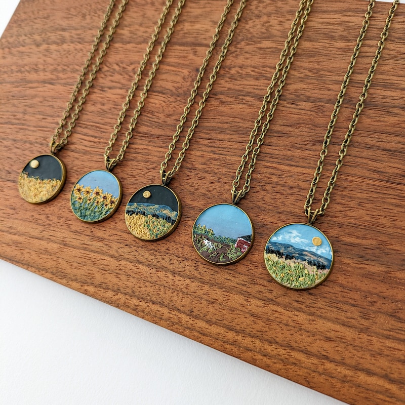 Clayton - Necklace main image 0