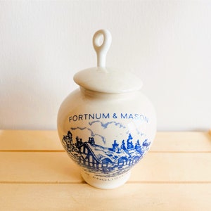 Fortnum and Mason Blue and White Mustard Pot With Spoon, Crown Devon Fieldings, Made in England, Condiment Pots image 1