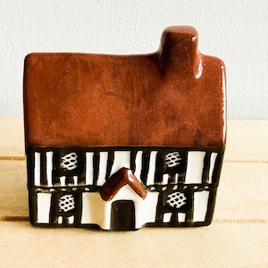 Mudlen End Pottery Ceramic Vintage Miniature Traditional British Buildings