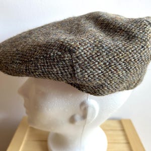 Harris Tweed Traditional Vintage Flat Cap Handwoven in the Outer Hebrides in Scotland, Scottish Wool Tweed Hat Made by Glen Appin in Britain