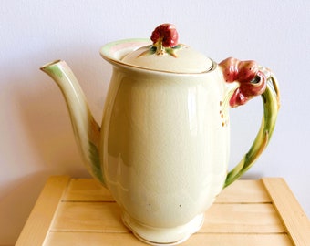 Royal Winton Grimwades Tigerlily Vintage Tea or Coffee Pot, Made in England in the 1940s
