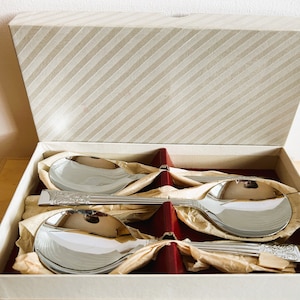 Florence Triple Chromium Plated Vintage Flatware in Original Box, Made in Sheffield England, Porridge and Soup or Dessert Spoons