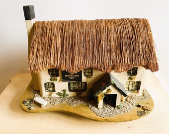 Pauline Ralph Thatched Cottage Musical Box, The Travellers Rest, Made in England, British Cottages, English Architecture