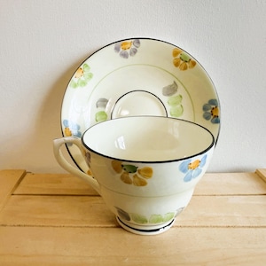 Juego de taza y platillo Sutherland Vintage, fabricado en Inglaterra.