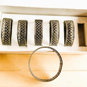 Florantal Silver Plate MCM Set mit 6 Vintage Serviettenringen in der Original Box, Made in England, Mid Century Modern Serviettenhalter