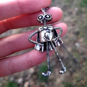 Robot With Cape / Superhero Robot Necklace / Robot Super Hero /  Articulated Robot / Adorable Robot / Movable Robot / Super Hero Cape