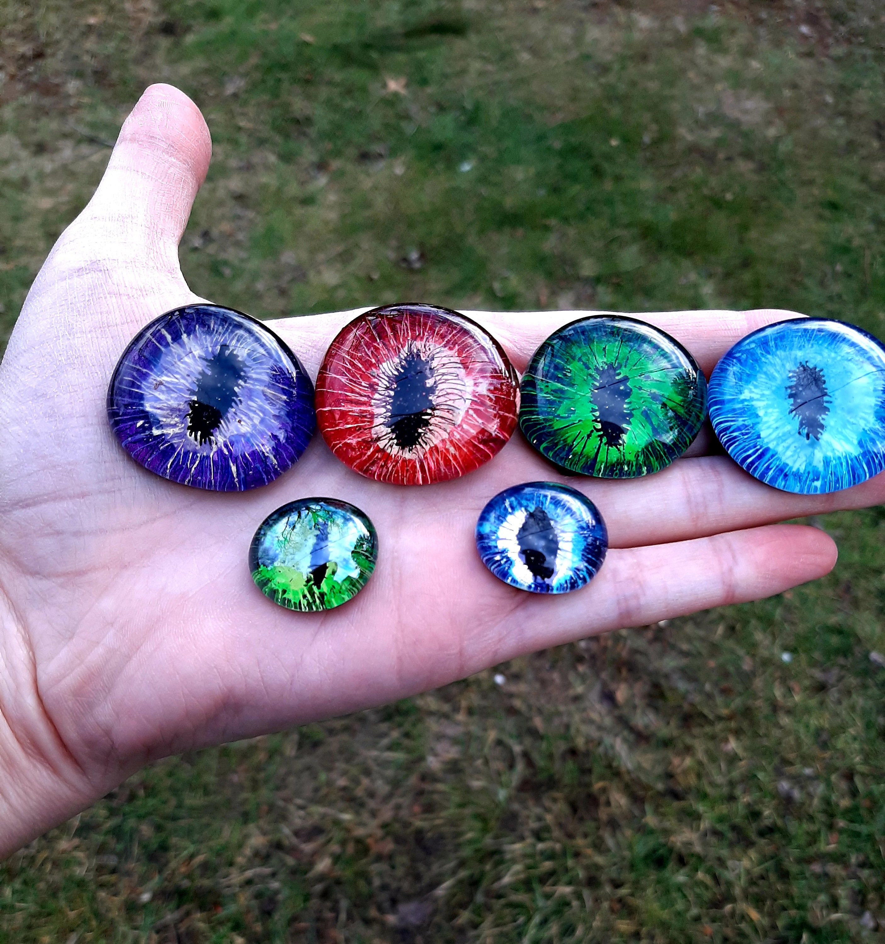 Hand-Painted Dragon Eyes / Glass Dragon Eyes / Lizard Eye Cosplay - Picture 11 of 12