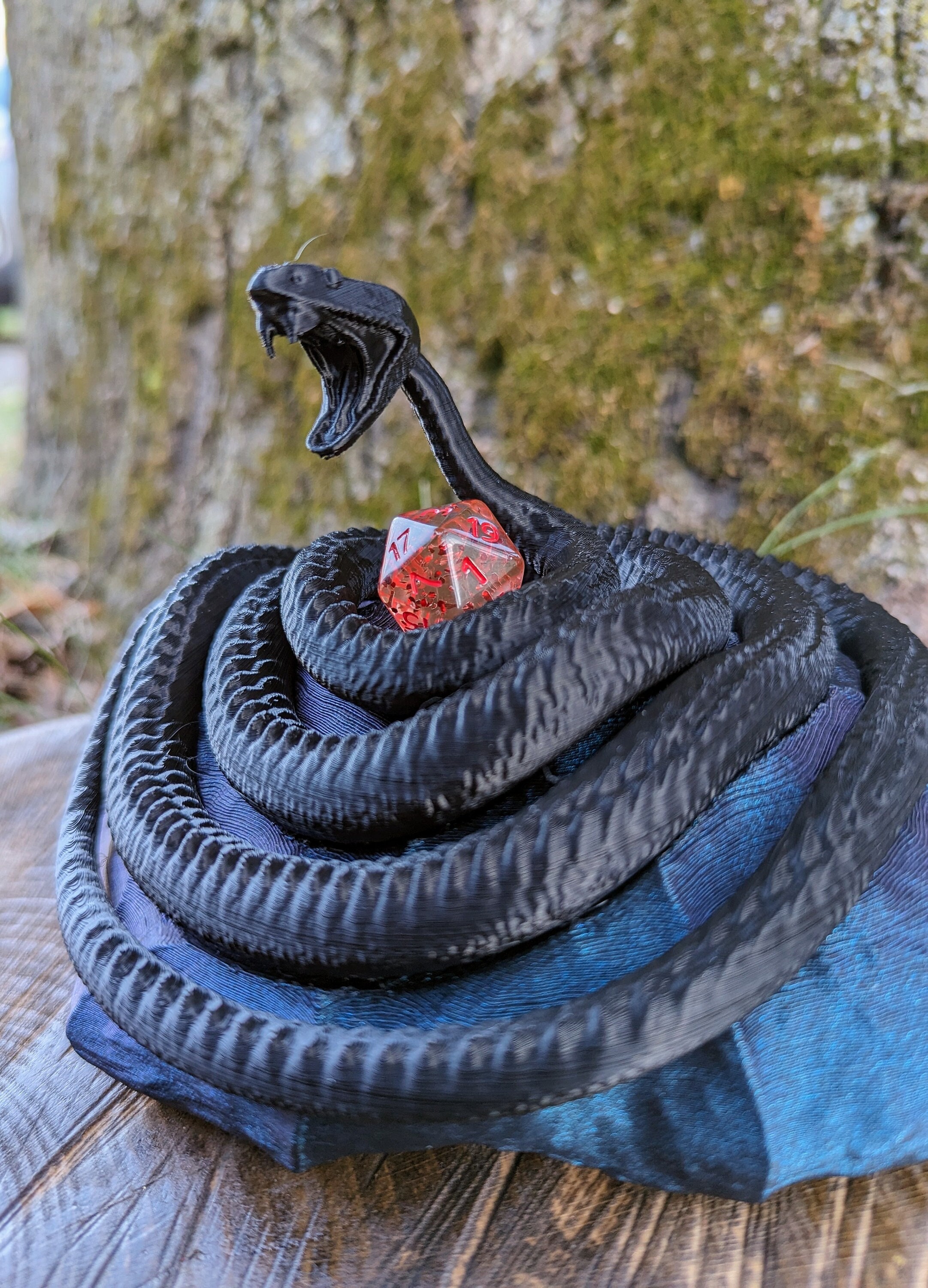 Snake Dice Guardian TTRPG Accessories D20 Dice Guardian PLA 3d Printed Dic