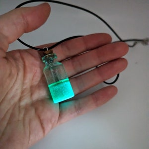 Pixie Potion Glow in the dark Jar Necklace