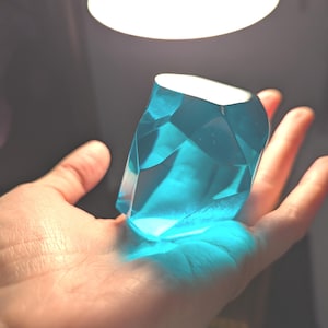 Teal Crystal Paperweight / Resin Crystals / Crystals / Crystal Trinkets / Teal Paperweight / Witchy Vibes TTRPG Crystal Game Master Gift