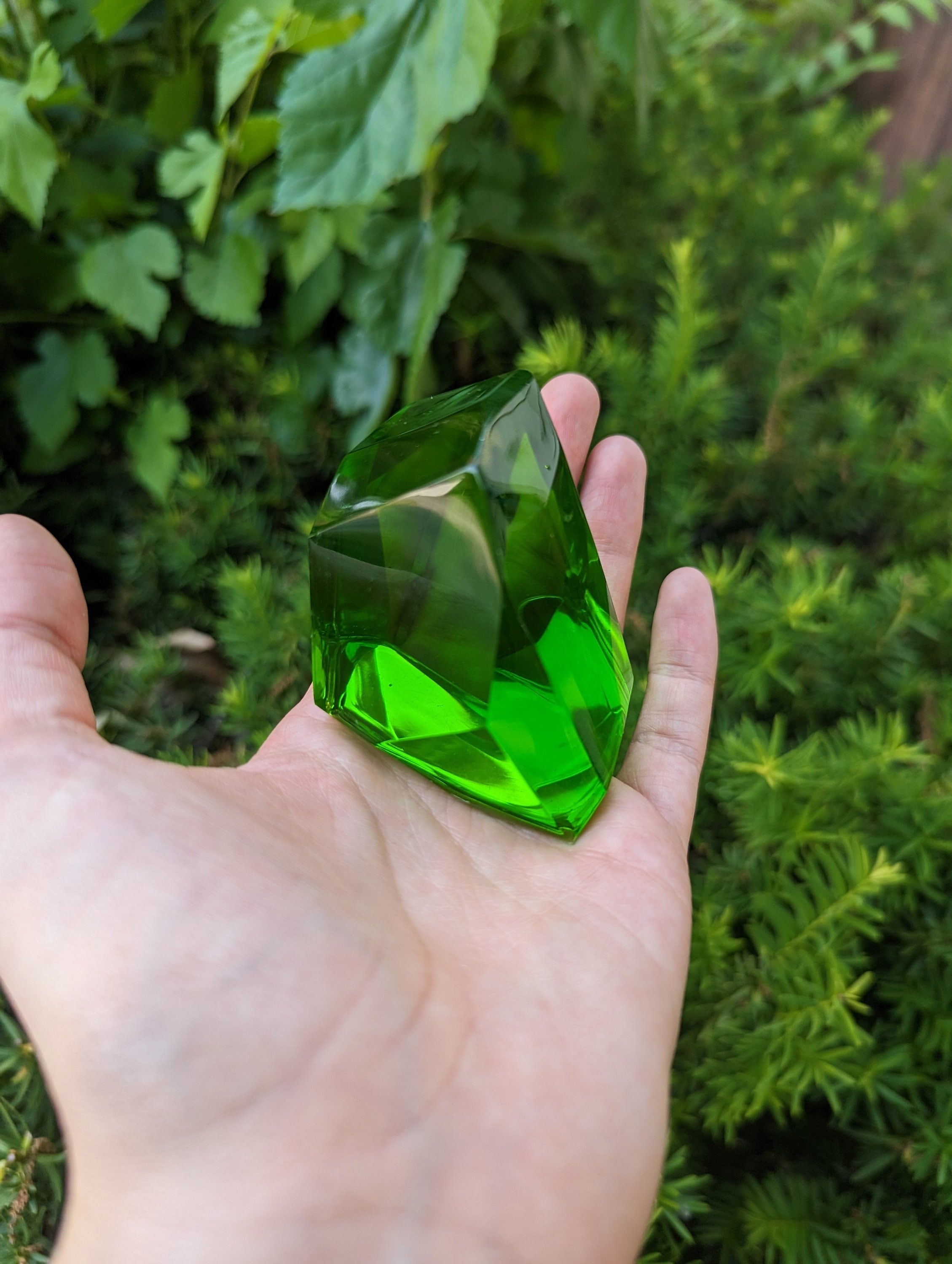 Green Druid Crystal Resin Crystal Lime Green Crystal Wizard Staff Topper M - Picture 11 of 12