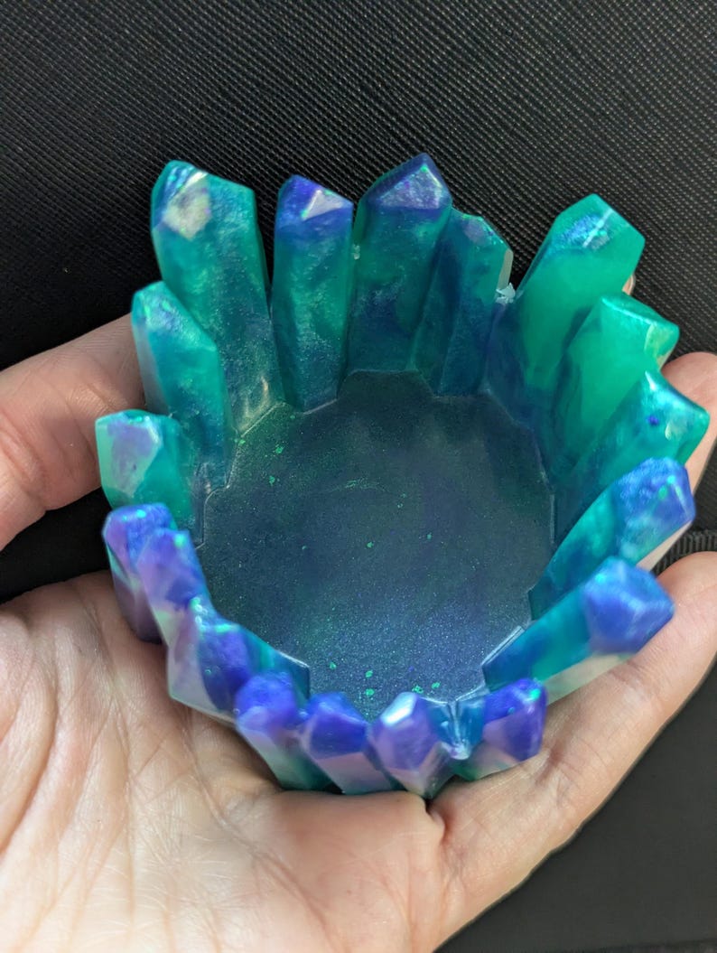 Mystic Resin Ring Holder: Blue Purple Crystal Edge Catch-All Option 2