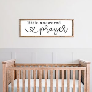 Pequeña oración respondida SVG ARCHIVO DE CORTE / Christian Baby Quote / Newborn Nursery Sign Design / Sobre la decoración de la pared de la cuna / Cricut / Silhouette