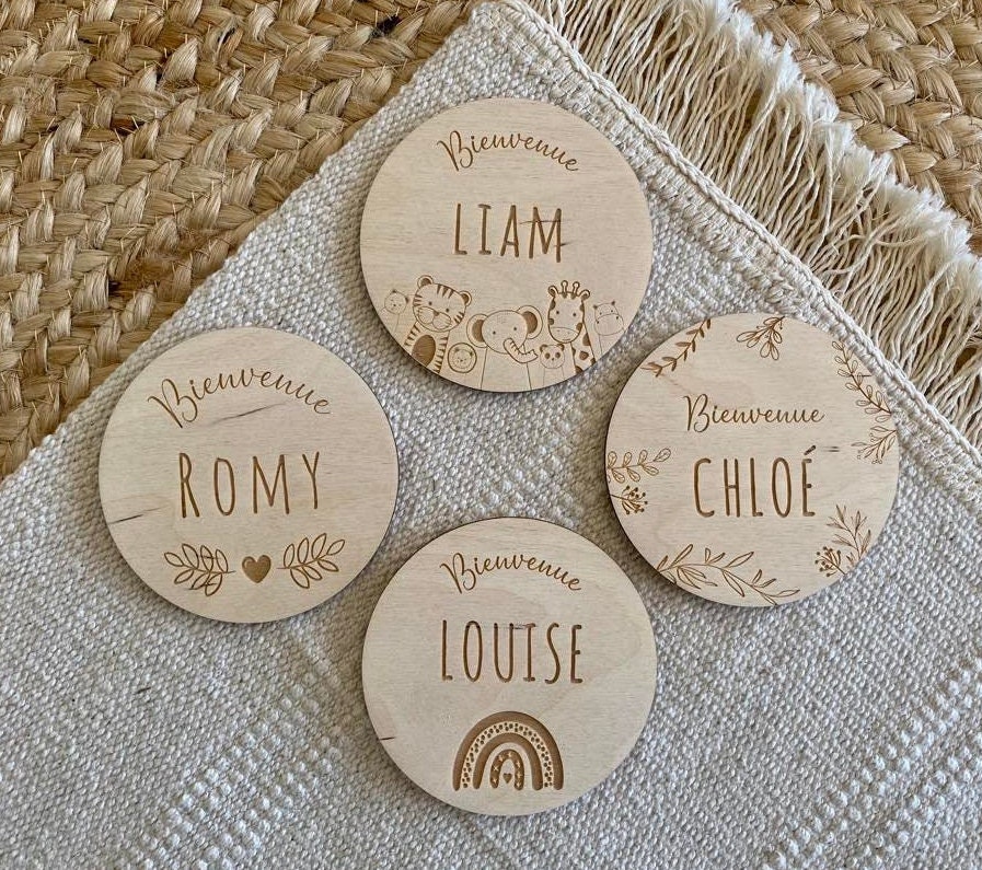 Personalized Round Wooden Step Card Birth and Baby Welcome 