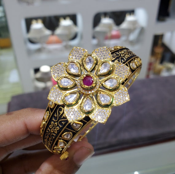 Kundan Bangle Bracelet Kara ,meenakari Jewelry, Indian Jewelry, Kundan  Jewelry, Fine Jewelry Bracelet, Traditional Jewelry/bollywood Jewelry -  Etsy Norway