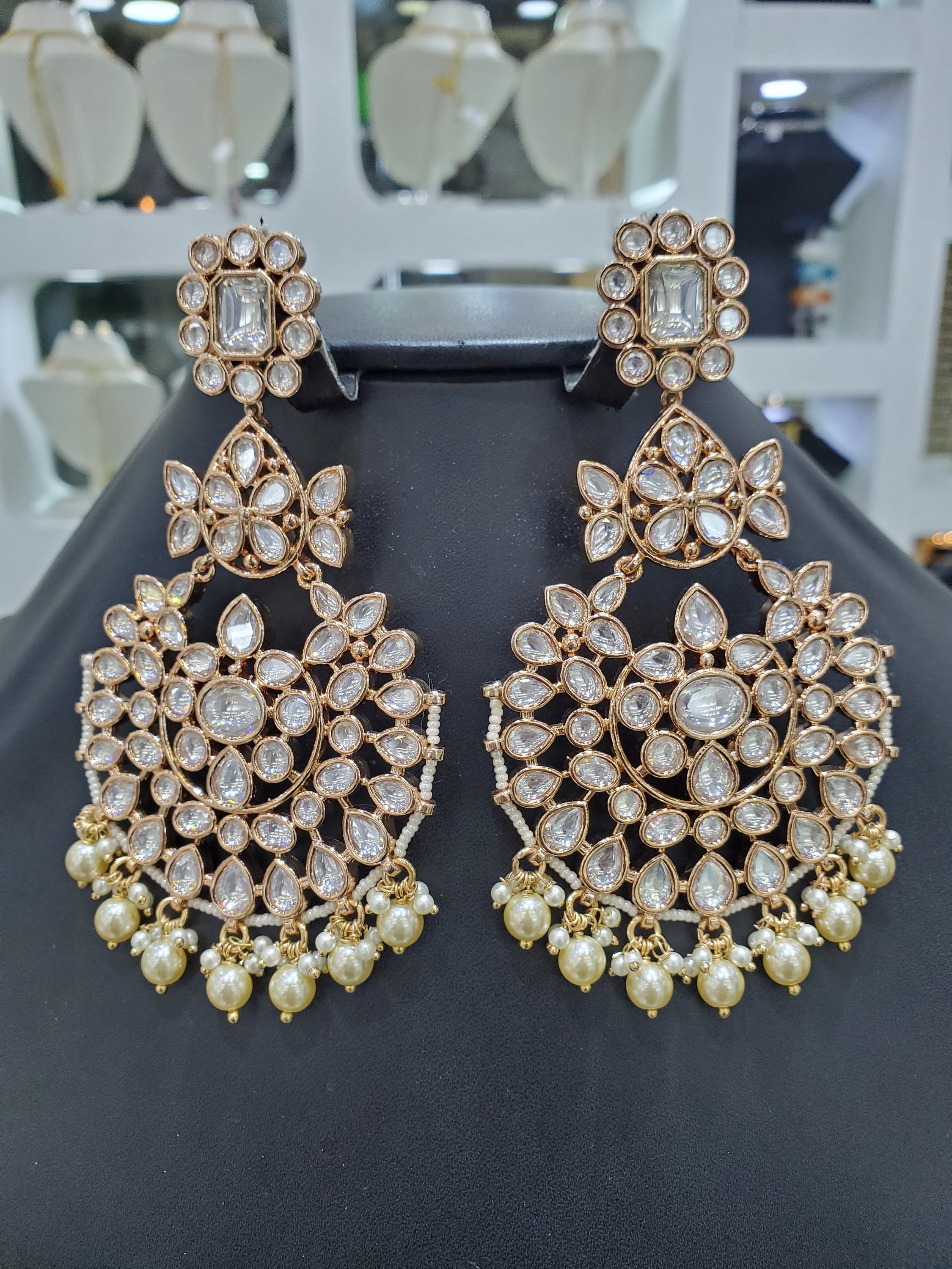 Buy Bahiya Kundan Earrings | Tarinika