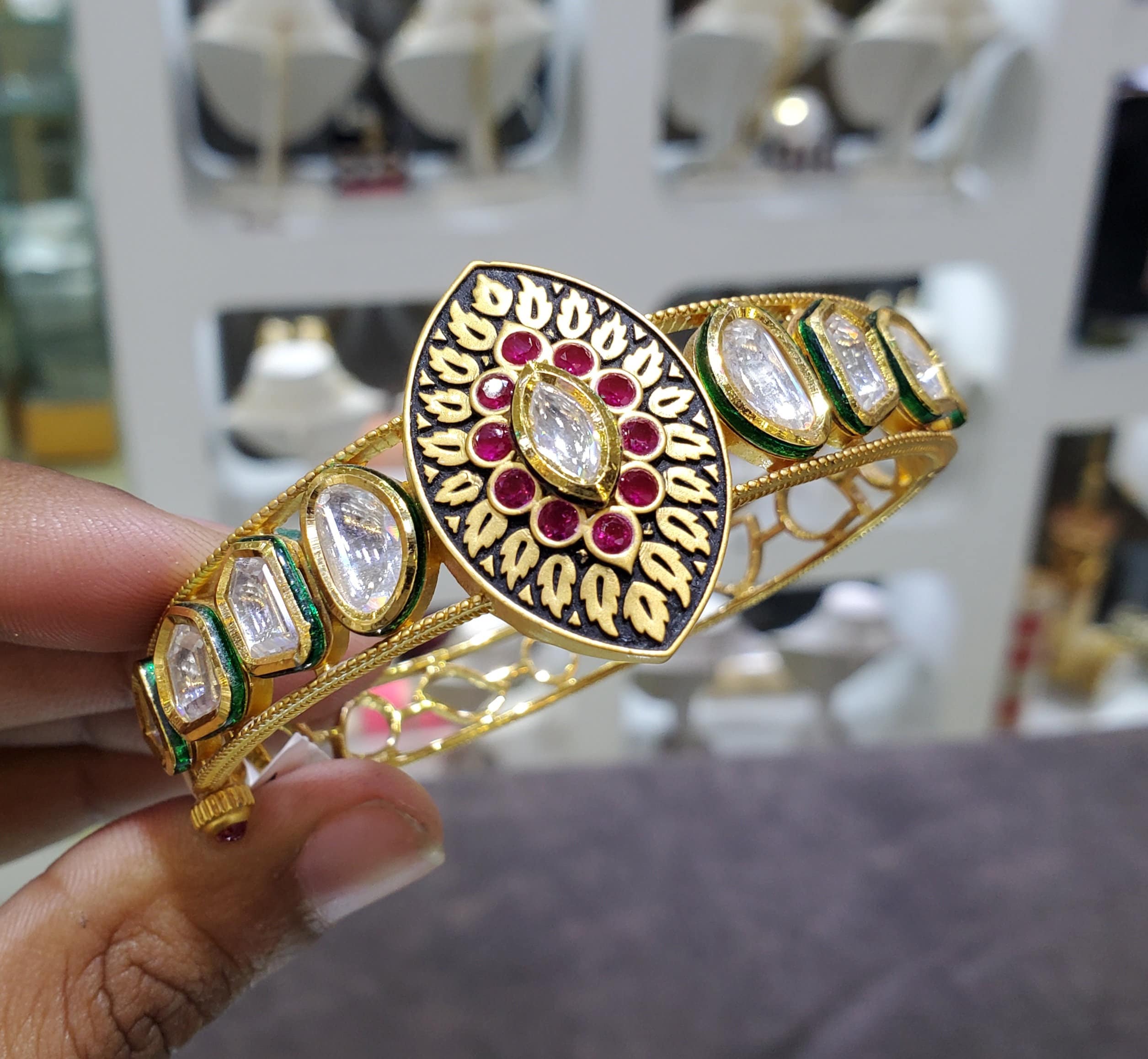 Get kundan bracelet online in Wholesale | Kanhai Jewels