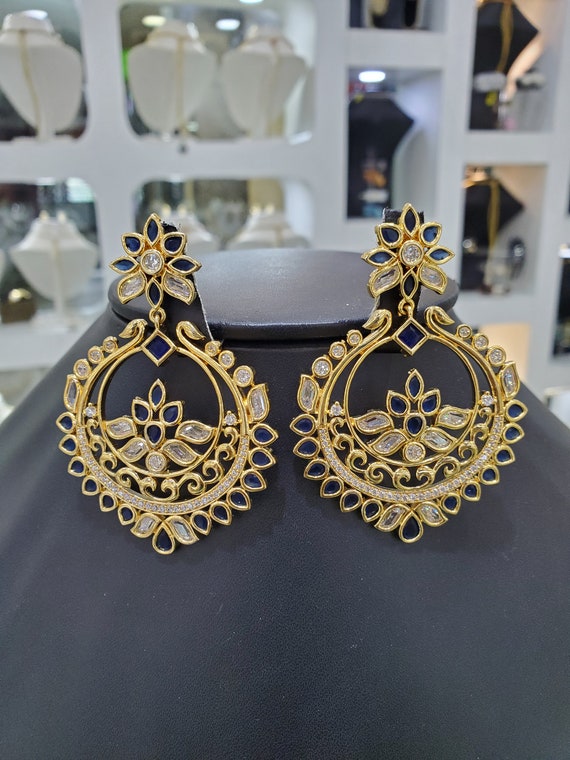 Light weight 2024 gold earrings india