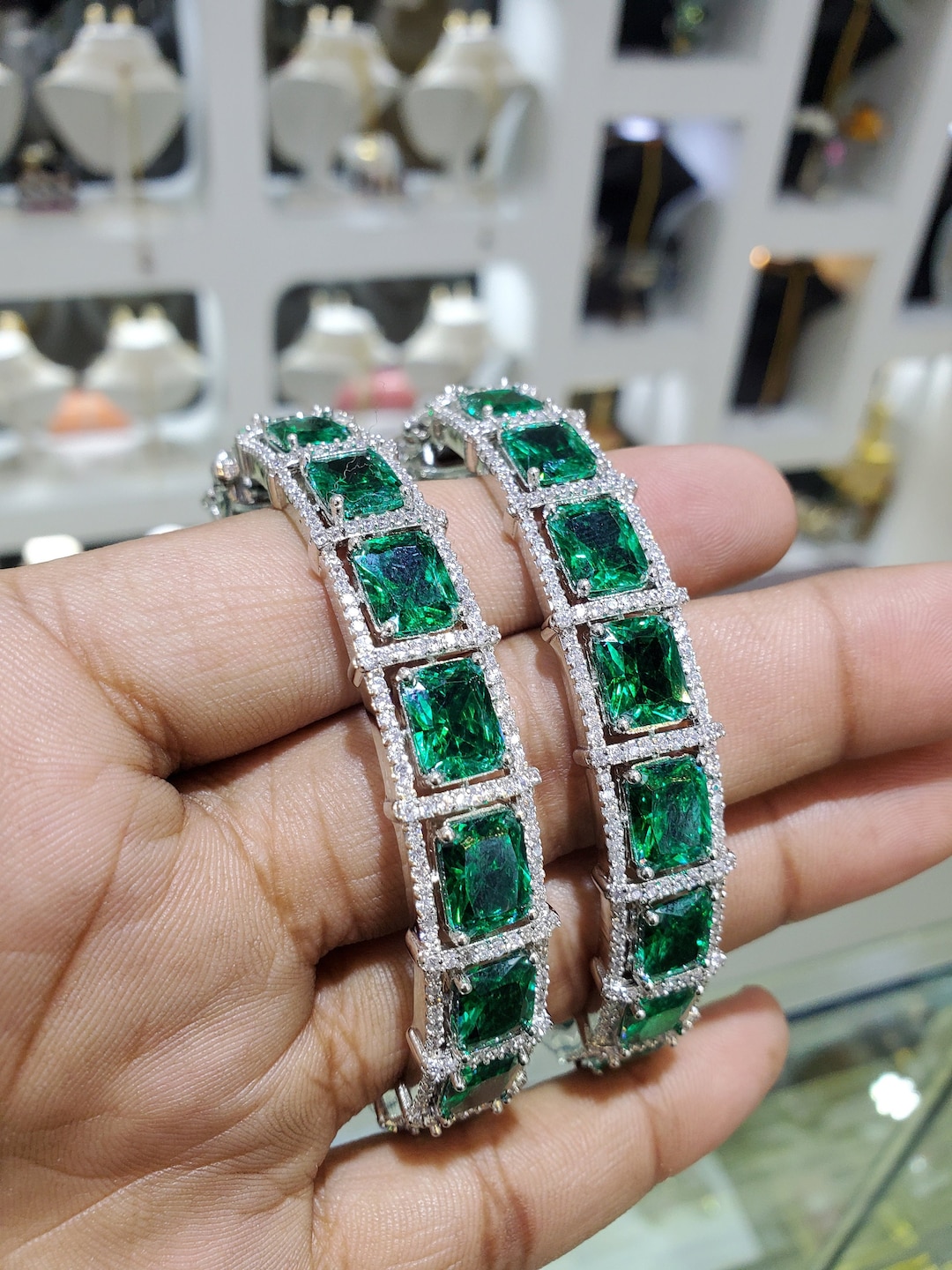 Emerald green bangles Clearance