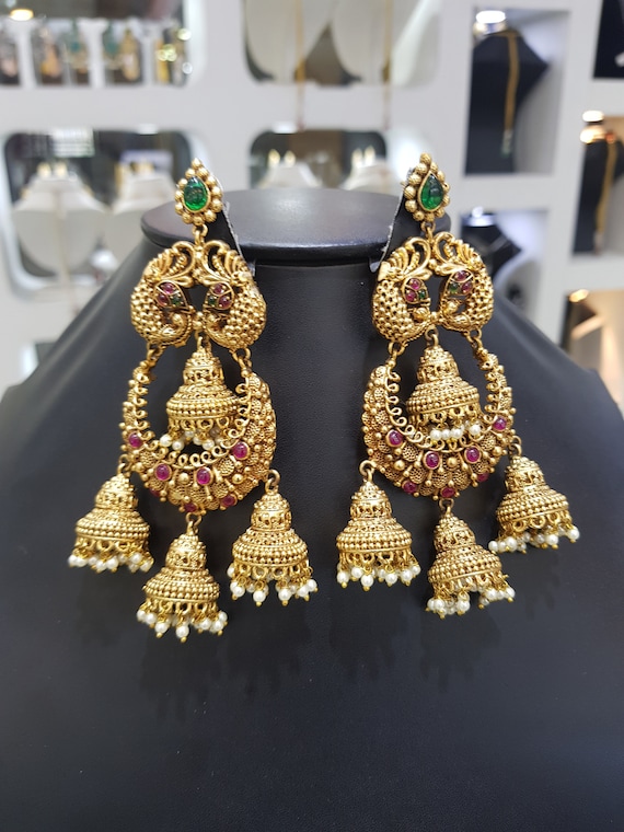 Bandhej Jhumka – Krafted with Happiness