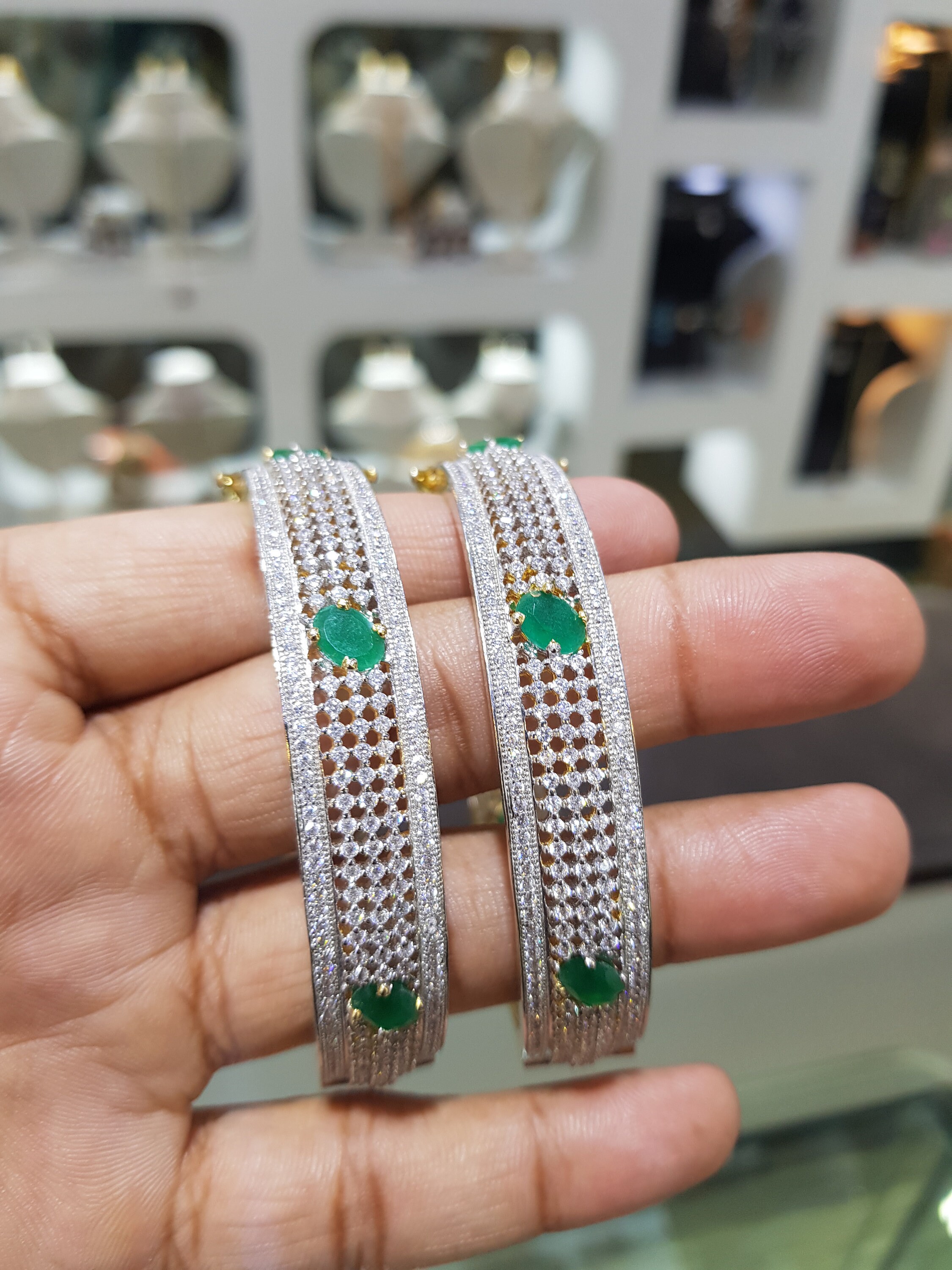 Emerald green bangles deals