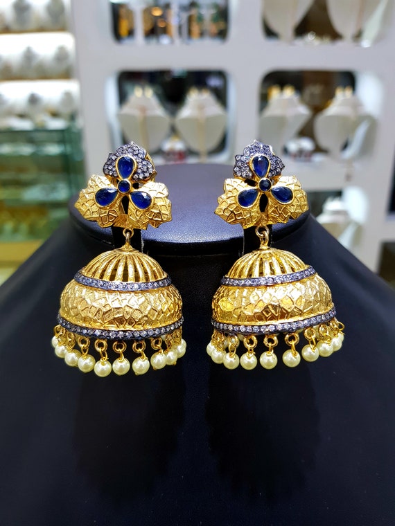 Navrattan Polki Studs / Polki Earrings / Navrattan Polki Earrings / Indian  Jewelry / Sabyasachi Jewelry / Bridal Jewelry - Etsy | Sabyasachi jewellery,  Polki earrings, Evening jewelry