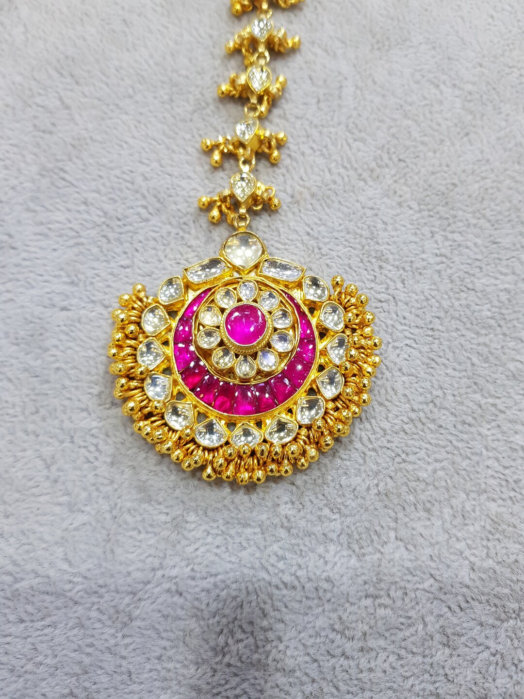 Indian Jewelry Sabyasachi Jewelry Tikka Maang Tikka With Pearl Drops