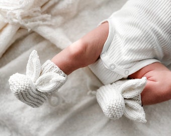 Baby bunny booties - merino wool - newborn - first baby socks - baby girl - baby boy - knitted booties - bunny slippers - rabbit socks