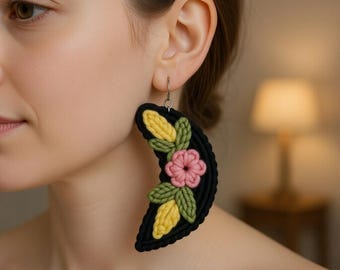 Crochet Half Moon Earrings Pattern PDF + Video Tutorial | Crochet Jewelry DIY, Crochet Crescent Earrings, Easy Crochet Earrings Pattern