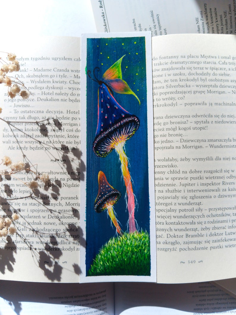 Set of two bookmarks with mushrooms Hand-painted bookmarks Book lovers gift Gift for Art and Literature Lovers Reading Accessories Booktok zdjęcie 2