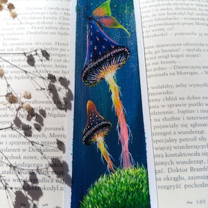 Set of two bookmarks with mushrooms Hand-painted bookmarks Book lovers gift Gift for Art and Literature Lovers Reading Accessories Booktok zdjęcie 8