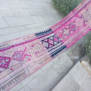 Herki Runner, Turkish Herki rug, Herki rug pink-blue, soft wool rug, Vintage-Handmade, Narrow Runner Rug, Anatolian rug runner, 2.6x10.4 ft.