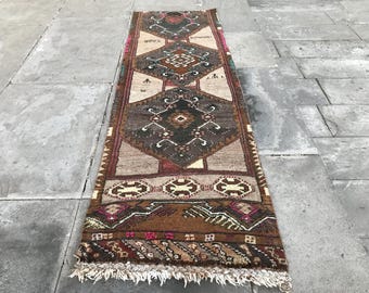Handwoven Turkish Wool Runner Rug: Vintage Anatolian Tribal Decor