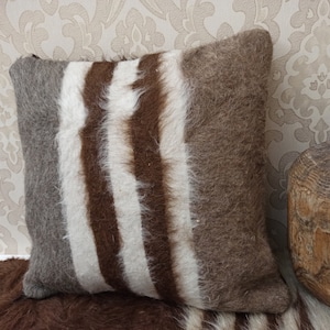 BOTH SİDE, cushion cover, Angora kilim pillow, vintage cushion cover, Siirt blanket, battanye pillow, hand knitted, goat hairy wool,stunning