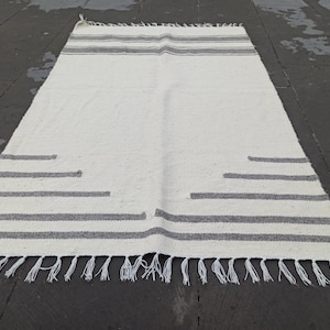 Handmade Siirt Sheep Wool Blanket: Small Organic Turkish Rug
